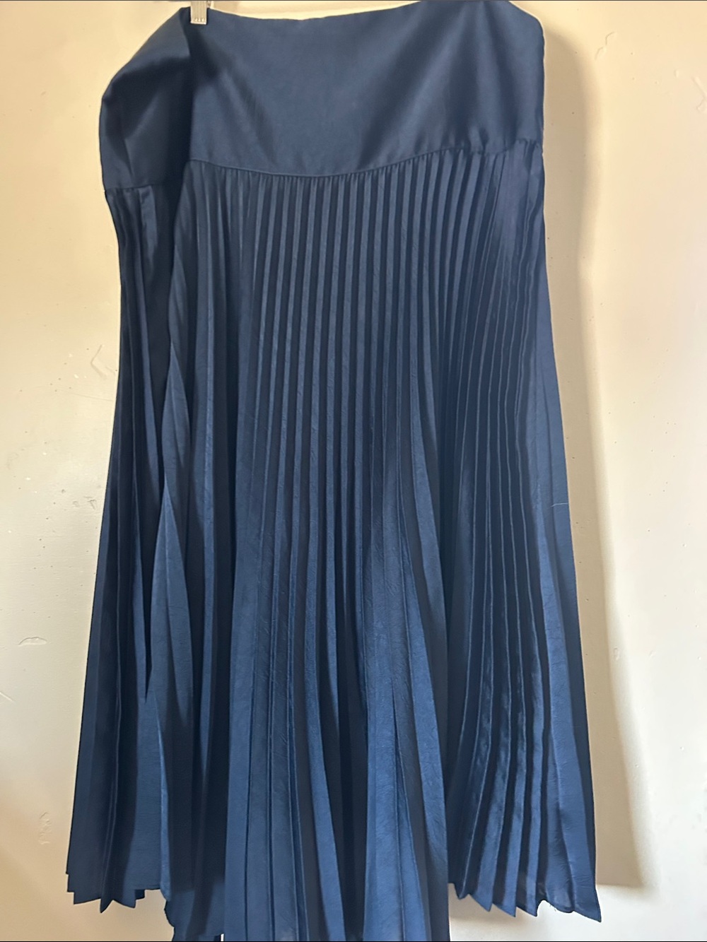 Future Collective Woman’s Blue Pleated Navy Maxi Skirt Sz XL